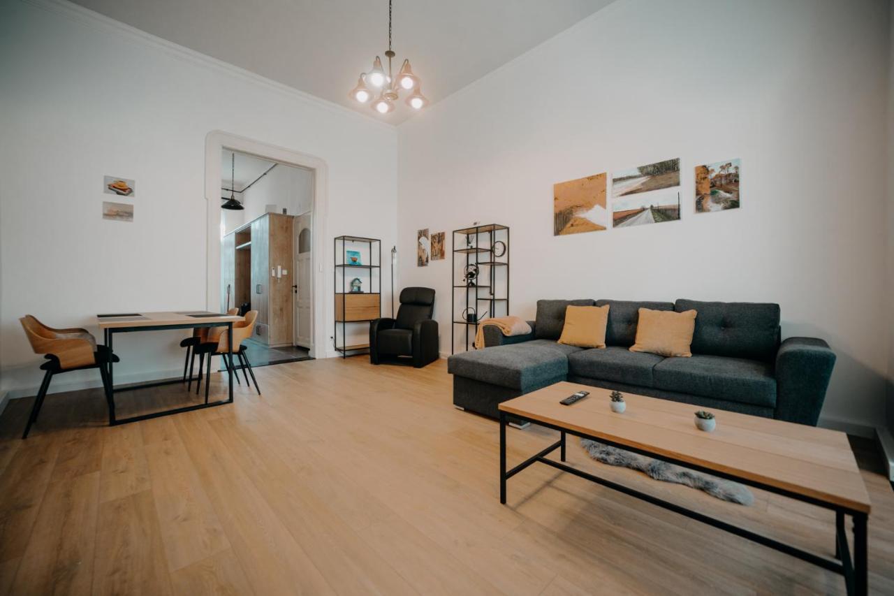 Volenter Lux Apartment Zero Baja Exterior photo
